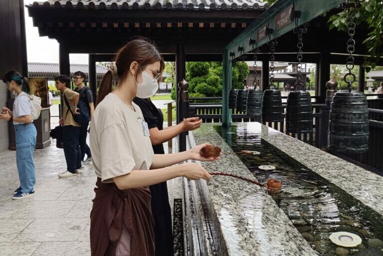 「入解脫門」——參訪慈山寺